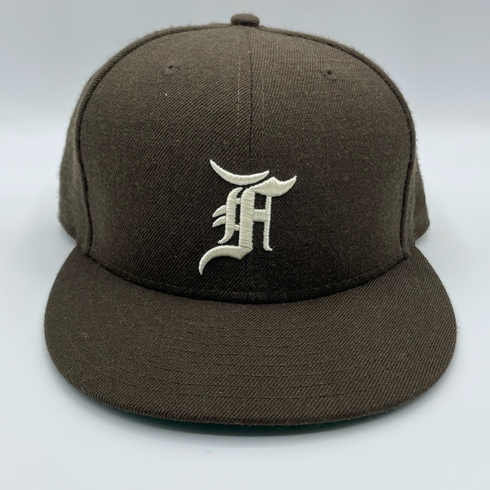 Fear of God Essentials - new era 5950 fitted hat